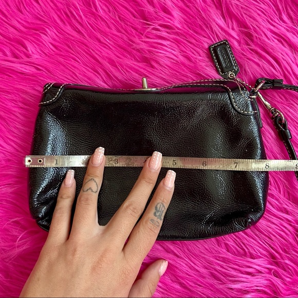 Y2K Black Patent Leather Coach Wristlet - Picture 6 of 7